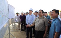 Thủ tướng Phạm Minh Chính kiểm tra tiến độ thi công dự án cao tốc Bắc - Nam
