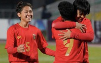Philippines thua sốc Myanmar, tuyển nữ Việt Nam giữ vững ngôi đầu