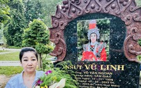 NSƯT Thanh Thanh Tâm xúc động viếng mộ đàn anh Vũ Linh