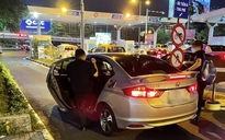 Cục hàng không yêu cầu xử lý tình trạng gian lận giá taxi tại Tân Sơn Nhất