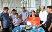 Vụ tấn công trụ sở xã ở Đắk Lắk: Đại tướng Tô Lâm thăm hỏi gia đình các liệt sĩ