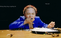 Ngân 98 và Ngọc Phước đối đầu "ăn chống no" trong phim của Khương Ngọc