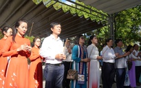 Quỹ Từ thiện Kim Oanh tổ chức lễ cầu siêu tại nghĩa trang Liệt sĩ Trường Sơn, tặng quà gia đình chính sách tại Quảng Trị