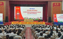 Đối thoại với hơn 1.000 người đứng đầu cấp ủy, chính quyền cơ sở ở Nghệ An
