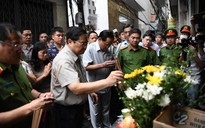 Thủ tướng Phạm Minh Chính tưởng niệm các nạn nhân vụ cháy chung cư mini