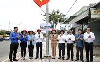 Đẹp lung linh "Đường cờ Tổ quốc" ở TP Đồng Xoài- Bình Phước