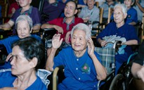 Nhiều người bật khóc ở cuộc thi hát trong viện dưỡng lão