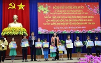 Phó Chủ tịch nước tặng quà Tết tại Quảng Nam