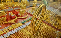 Giá vàng hôm nay 11-11: Vừa mở cửa đã lao dốc