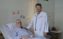 Cứu ca bệnh tiên lượng nặng khi chuẩn bị lên máy bay