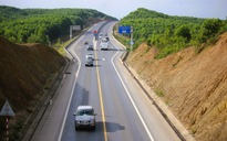 Nhiều giải pháp nâng cao an toàn giao thông trên cao tốc Cam Lộ-La Sơn