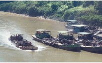Phóng sự điều tra: Có hẳn đoàn tàu không số hiệu trên sông Đồng Nai, hồ Dầu Tiếng