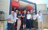 Chủ tịch Bình Định đích thân “mở hộp” siêu thuyền máy của đội Bình Định – Việt Nam