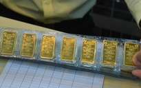 Chiều 15-4, giá vàng SJC bất ngờ tăng mạnh 1,7 triệu đồng/lượng, chạm mốc kỷ lục mới