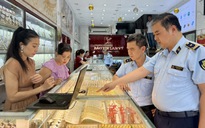 Đồng loạt kiểm tra 3 tiệm vàng ở Hà Nội