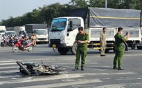 Tai nạn nghiêm trọng ngay giao lộ ở quận Bình Tân