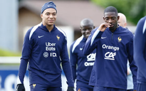 Vừa rời PSG, Kylian Mbappé tố đội bóng cũ