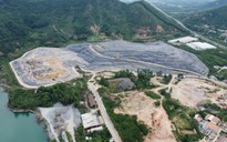 Khổ với mùi hôi từ bãi rác
