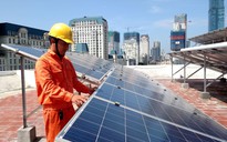 Đề xuất bất ngờ về giá bán điện mặt trời mái nhà tự sản, tự tiêu dư thừa cho EVN