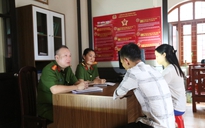 Lợi dụng mưa bão để "hôi của"