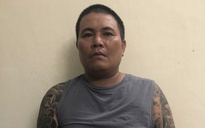 Nhiều người ở bệnh viện ngỡ ngàng khi đối tượng trốn truy nã bị bắt