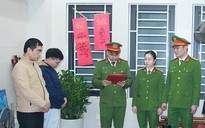Bắt khẩn cấp một giám đốc