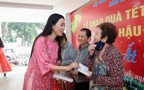 NSND Trịnh Kim Chi tất bật chuẩn bị quà Tết cho người nghèo