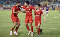 "Siêu phẩm" của chân sút xứ Nghệ giúp Thể Công cầm hòa Ninh Bình