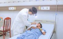 Uống nước bị trào ngược lên mũi, đến bệnh viện phát hiện điều bất ngờ