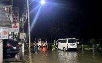 Cần Thơ: Rò rỉ điện khi triều cường dâng cao khiến 2 học sinh tử vong