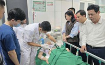 Vụ tấn công nhiều người ở Bệnh viện Sản nhi Nghệ An: Vết thương của ngành y!
