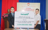 Herbalife Việt Nam đóng góp hơn 3,2 tỷ đồng chung tay hỗ trợ vùng bão lũ miền Bắc, miền Trung.
