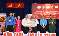 200 lá cờ Tổ quốc được trao tại Đại hội Đại biểu Mặt trận Tổ quốc Việt Nam phường An Nhơn