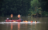 Quảng Ngãi: 3 người bị lũ cuốn, cứu được 2 người, 1 tử vong