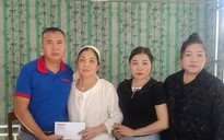 Báo Người Lao Động trao quà bạn đọc ủng hộ tới 3 gia đình có người thân tử vong do bão số 10