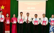 Trao quyết định về công tác cán bộ Sở Dân tộc và Tôn giáo TP HCM