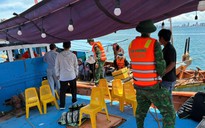 Dịch vụ du lịch "chui" ở biển Đà Nẵng, du khách coi chừng tiền mất tật mang