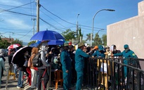 Sở Xây dựng Đà Nẵng nói gì về tình trạng chen lấn nộp hồ sơ mua nhà ở xã hội?