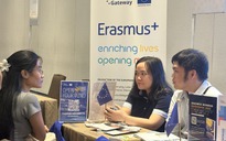 Lỗ hổng hồ sơ khiến sinh viên Việt mất cơ hội du học châu Âu