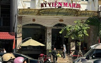 Nhiều cảnh sát có mặt tại thẩm mỹ viện Mailisa ở Hà Nội