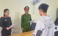 Rủ bạn vào nhà dân trộm xe máy, nam sinh lớp 12 bị khởi tố