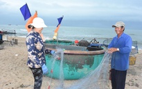 Trăm năm lăn theo con sóng bạc đầu