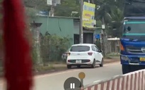 Phạt nặng một tài xế ở TP HCM đi ngược chiều trên đường cấm