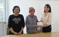 Thực hiện di nguyện của chồng, cụ bà mang 10 triệu đồng ủng hộ đồng bào vùng lũ