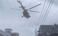 CLIP: Trực thăng thả nhu yếu phẩm, tiếp tế cho người dân bị cô lập