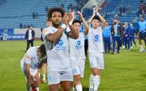 Nguyễn Xuân Son "tịt ngòi", Nam Định FC vẫn vào tứ kết Cúp Quốc gia