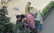 Ông cụ lượm ve chai phát hiện bé gái sơ sinh bị bỏ rơi ở TPHCM