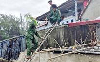 Muôn cách chống bão số 13 Kalmaegi của người dân Quảng Ngãi