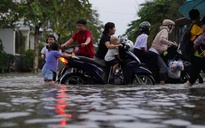 Ngập do mưa dông và triều cường ở TP HCM: Nhiều khuyến cáo quan trọng