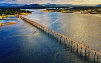 Cầu gỗ Ông Cọp "biến mất" sau bão số 13